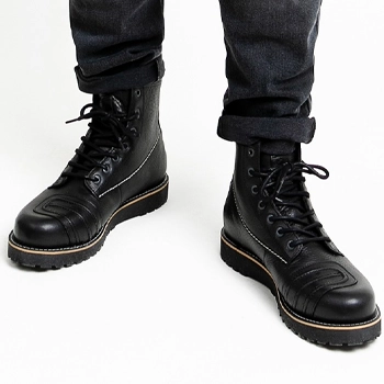 Schuh Iron Black John Doe